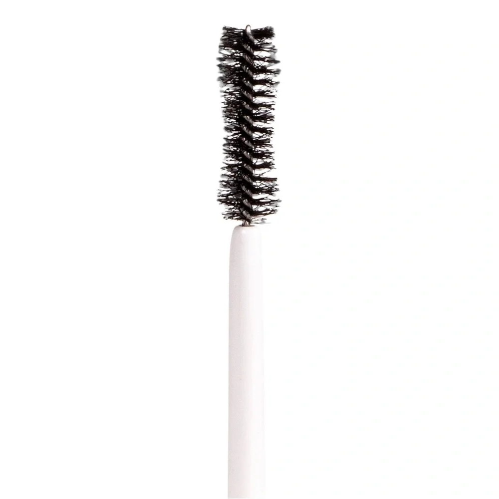Petite n Pretty Fully Feathered Volumizing Mascara